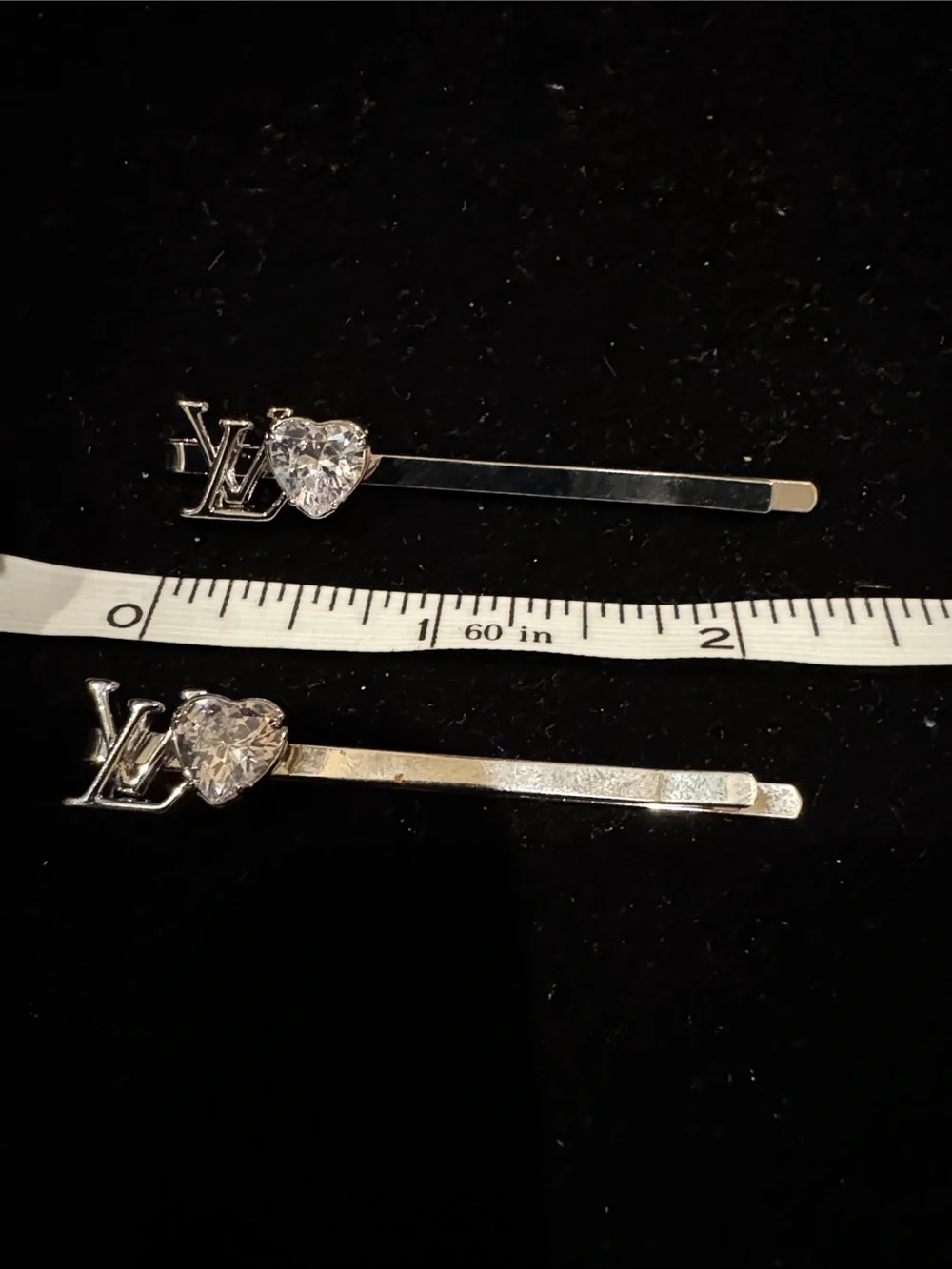LV Fashion Silver & Bling Heart Hair Pin